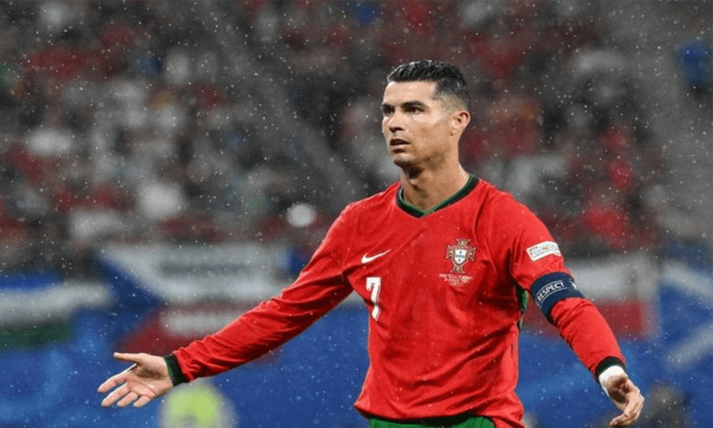 Cristiano Ronaldo: Legenda Sepak Bola yang Terus Bersinar